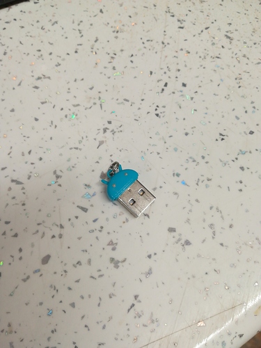 1657989573736389238817403058077