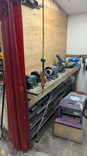 PXL_20251114_183222920