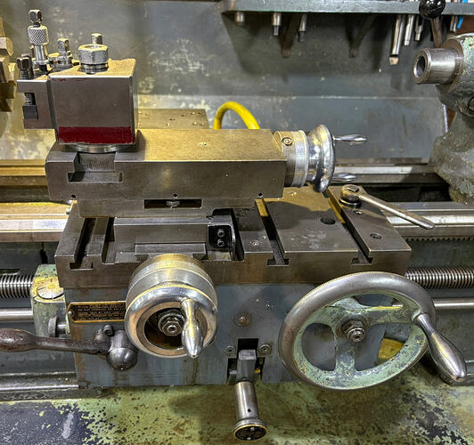 saddle_cross-slide_compound_toolpost